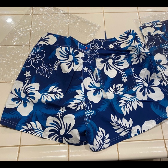 Kids Hawaiian print shorts for sale! Size 13. Brand new! - Picture 2 of 9